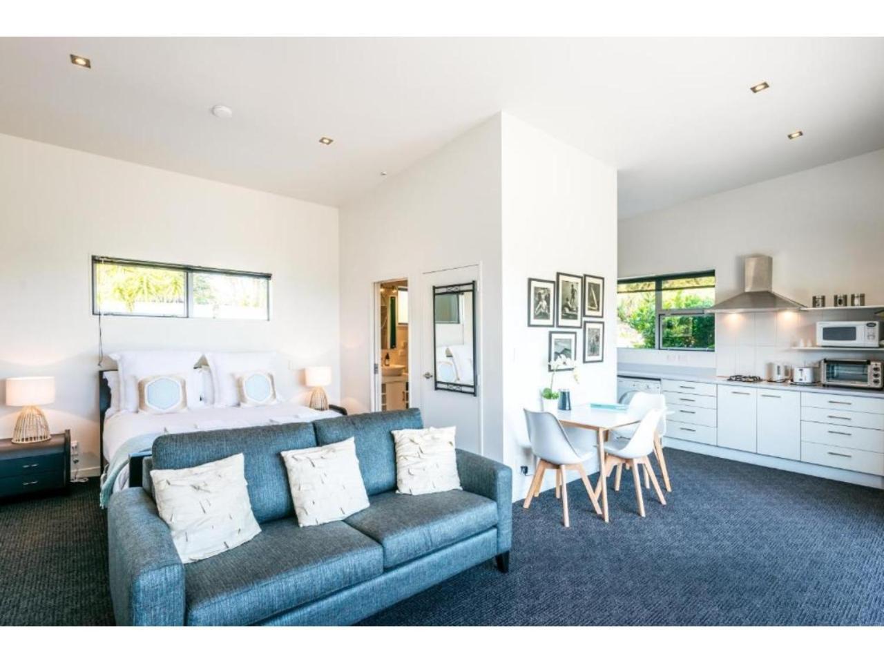 Delamore Cove - Kauri - Stay Waiheke Matiatia Bay Bagian luar foto